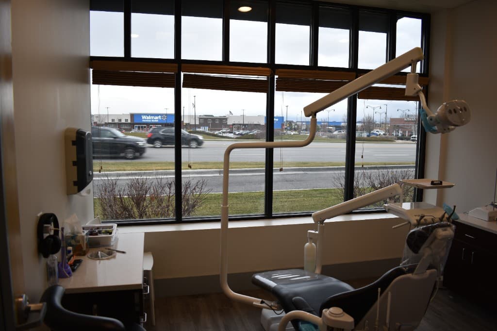 Dental treatment room with natural light at the Herriman office
