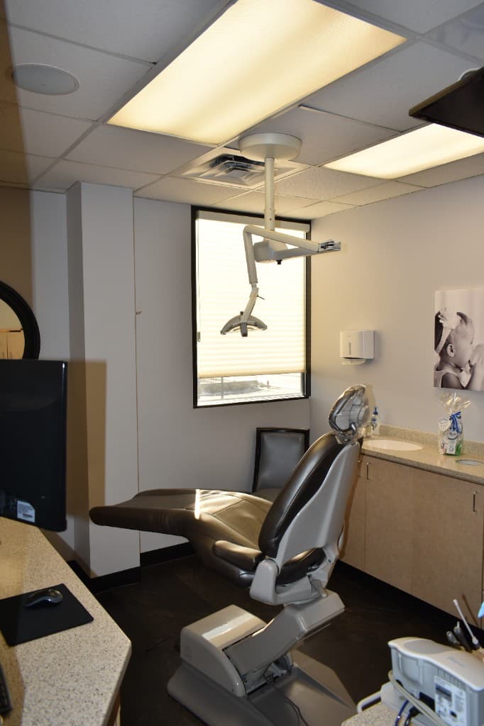 Modern dental treatment room at Salt Flats Dentistry Fashion Place in Murray