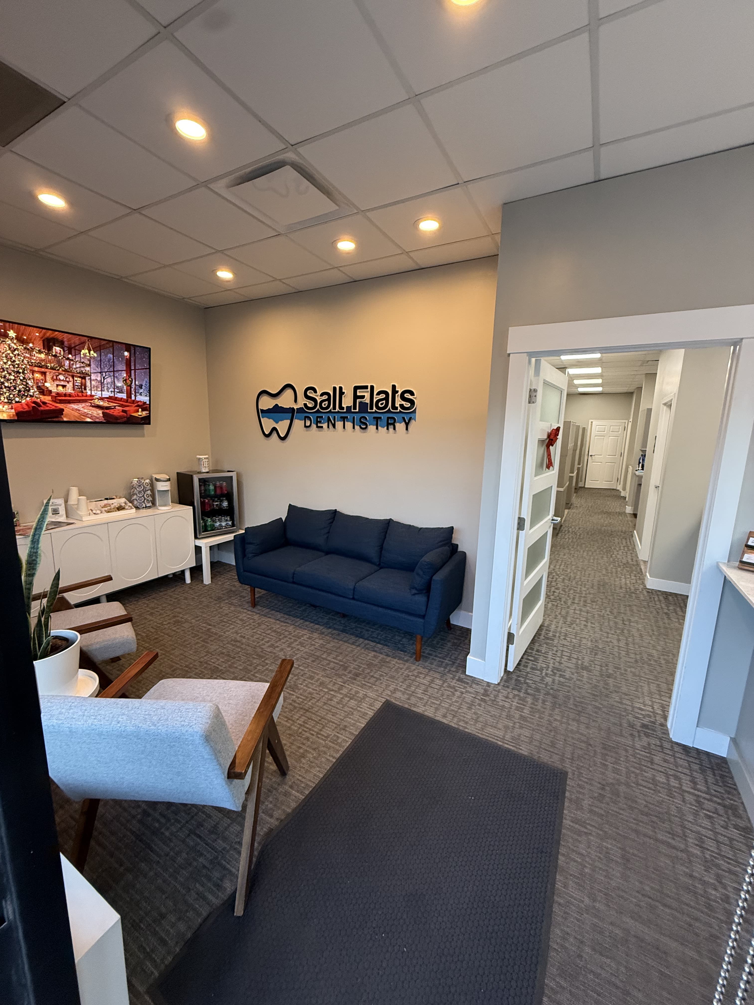 Waiting lobby at Salt Flats Dentistry South Bangerter